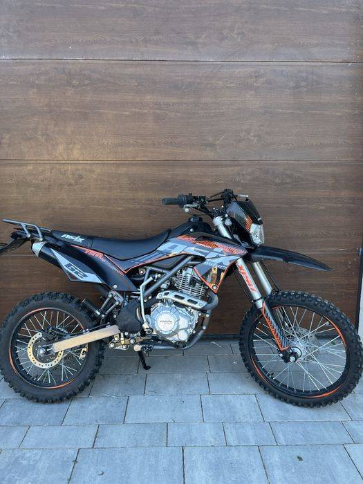 Asix defender 150