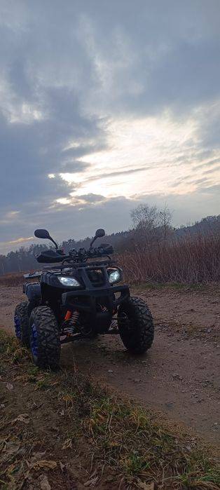 Quad hummer 200.