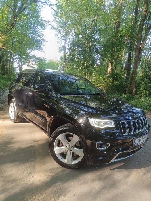 Jeep Grand Cherokee Salonowy