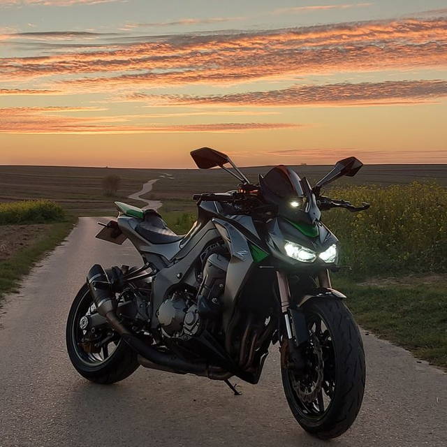 Kawasaki z1000 Super stan , polski salon , bezwypadkowy