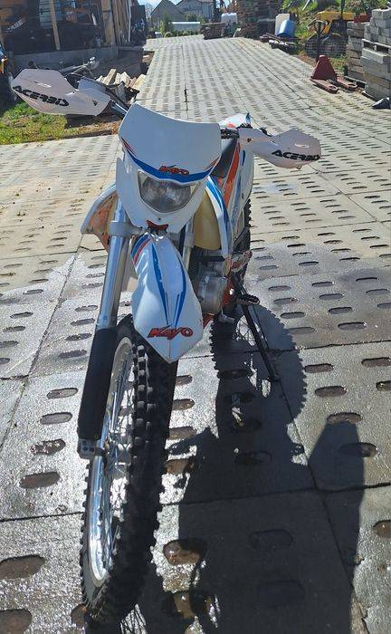 Cross Kayo k2 250
