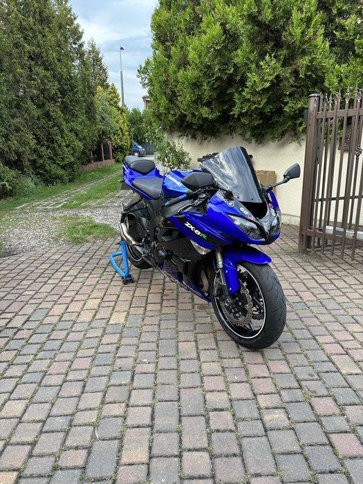 Kawasaki zx6r 600 ninja 2011 lift  636 kAT A