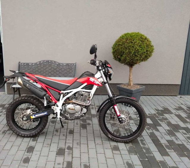 Motocykl Beta Urban 200