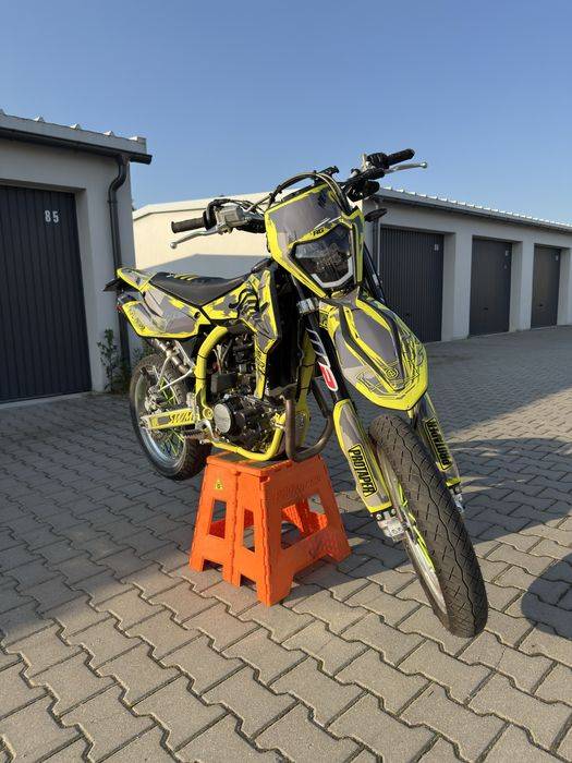 SWM RS125 R Supermoto  kat.B (a1)