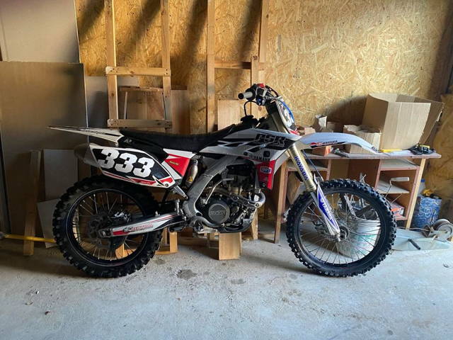 Yamaha yzf 250 Zamiana
