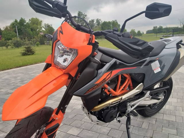 KTM 690 Super Moto 2022 r.