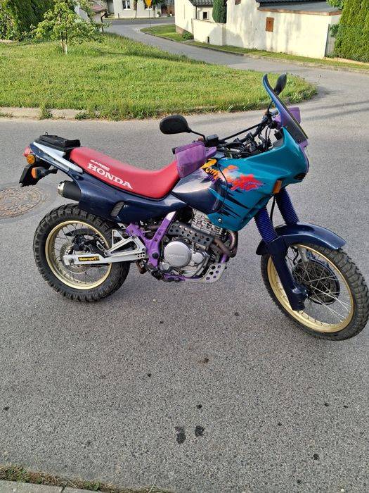 Honda dominator 650