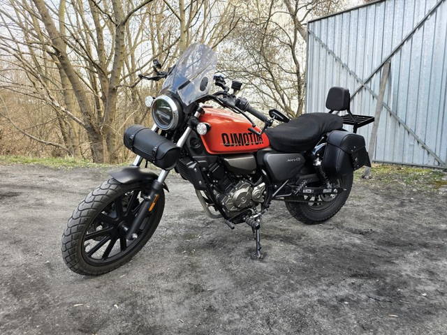 QJ Motor SRV125, 15KM, ABS, stan bdb, grzane manetki, 2024