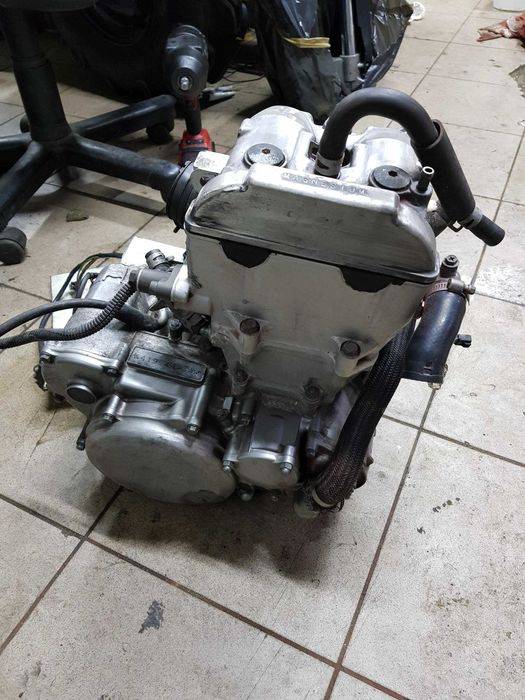 Silnik Części Suzuki DRZ 400 wydech wał amortyzator bak pokrywa
