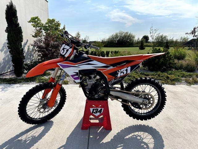 Motocykl Ktm sxf 250 rok 2024