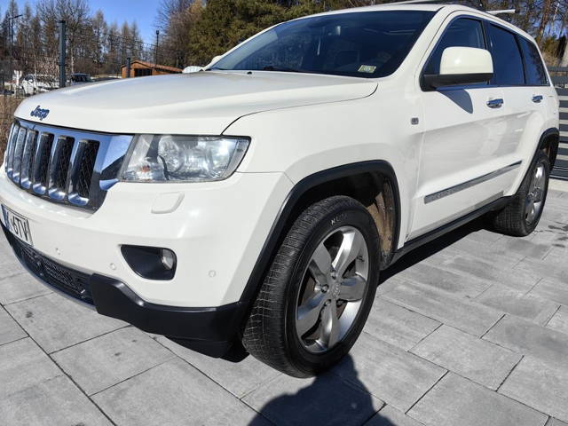 Jeep grand cherokee 3.0 OVERLAND  240koni 2011r