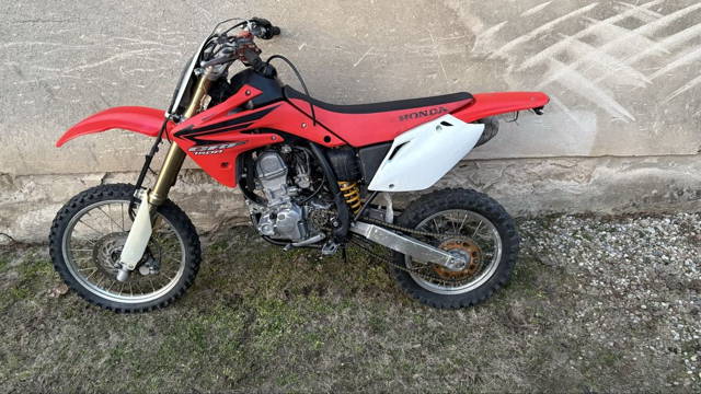 Honda CRF 150.