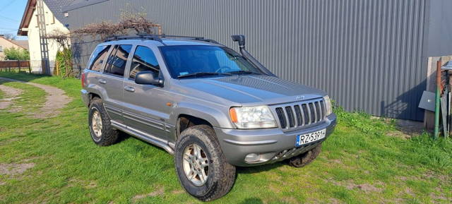 Jeep Grand Cherokee 4,7, V8, Limited, LPG, 4x4, hak, podniesiony, full
