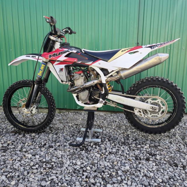 Husqvarna TE 250 Cross Enduro Super Stan TC RM CR KX WR CENA!