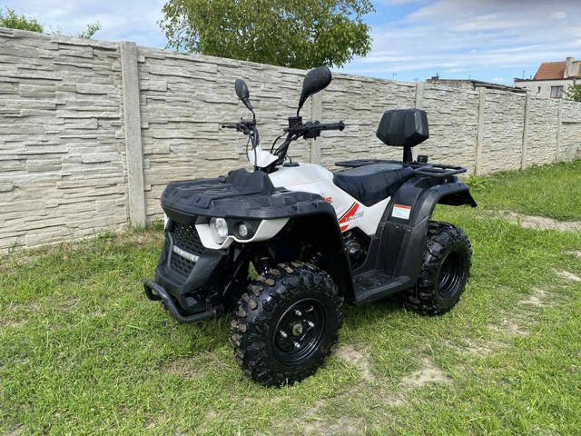 Sprzedam Quad LINHAI 150   (dwuosobowy)