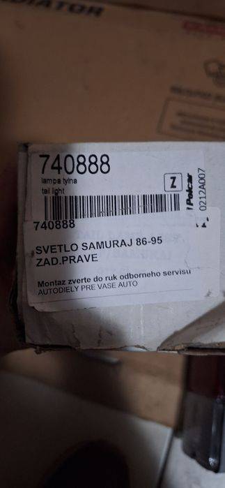 lampa tylna lewa i prawa Suzuki Samurai