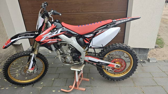 Honda CRF 250 R  cross