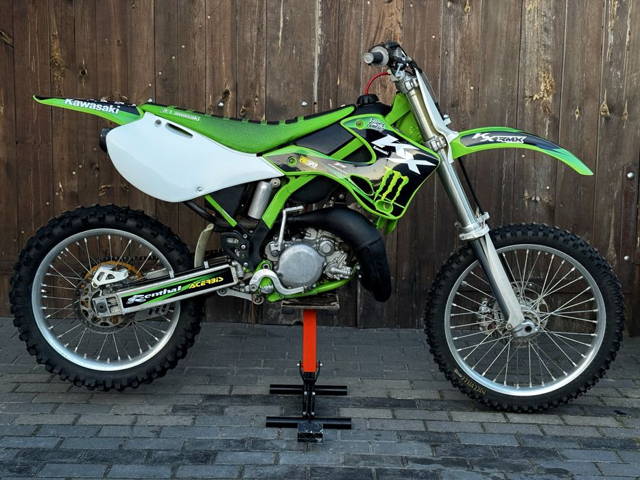 Kawasaki KX 125  2T  zadbany dwusów