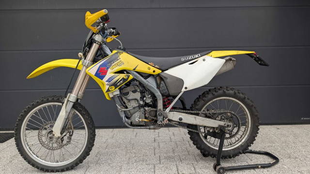 Na sprzedaż: Suzuki RM-Z 250 (2006) – zarejestrowany, OC aktualne