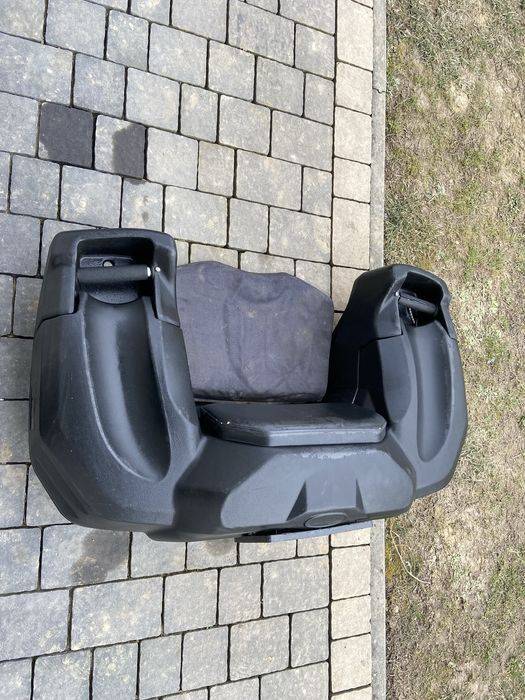 Kufer tylny z oparciem siedziskiem kingquad 700 polaris grizzly cfmoto