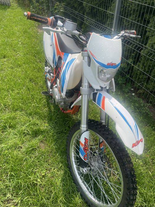Kayo k2.  250.  2024 rok stan dardzo dobry