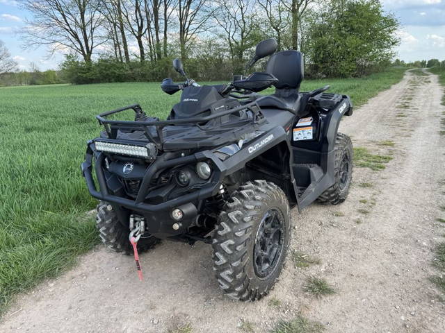 CAN AM outlander max