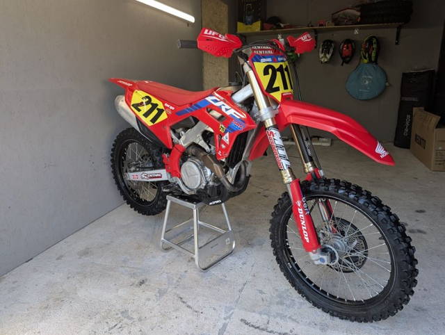 Honda CRF 450R 2021 rok 62mth,.stan b.dobry. KTM HUSQVARNA