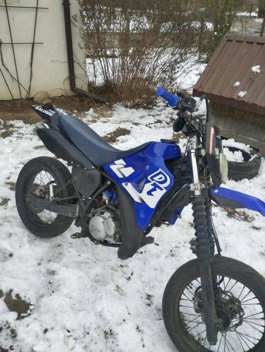 Yamaha dt 125/50  r re x
,, Yamaha dt 125/50  r re x,,