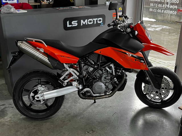 KTM 990 SM Supermoto LC8