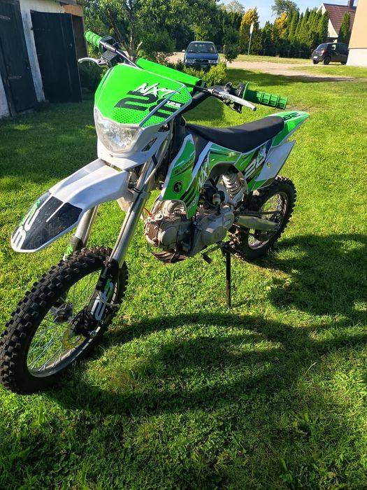 Cross Barton 125 Manual 2024r. zadbany