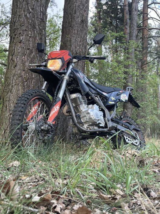 Cross Asix Defender 150