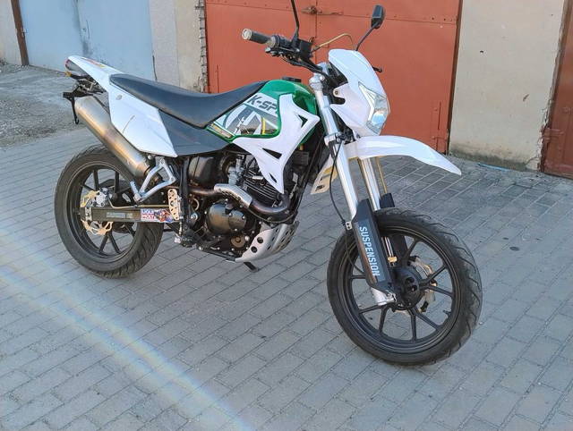 SuperMoto A1 B 125 4T KSR Beta Aprilia Derbi Enduro RIEJU Cross Romet