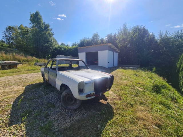 Mercedes w115 2.4 d cały nowy środek  mozliwa zamiana quad, motorówka