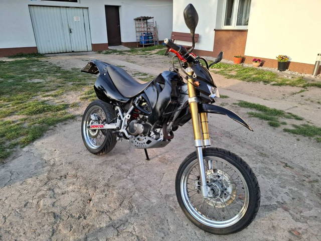 cross 125cm3 zarejestrowany opłacony sprawny. warto. rok opłaty.