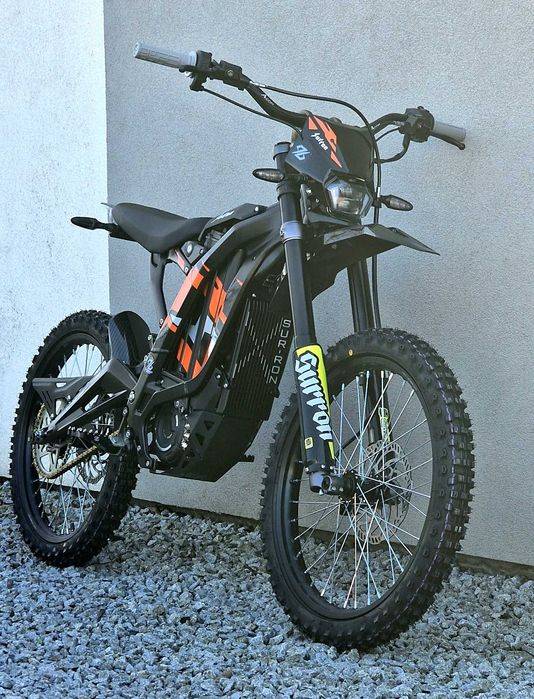 Surron Light Bee L1e z pakietem tuningowym 96 Power Parts!