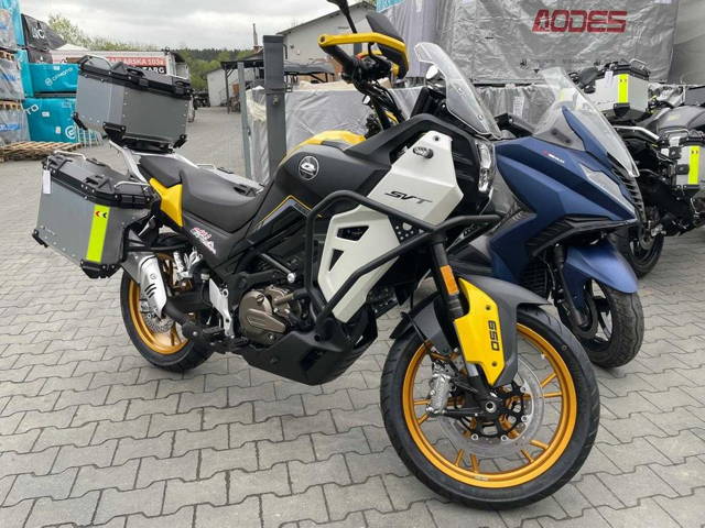 Nowy QJmotor SVT650X*kufry+AIROH KASK*RATY*2025r*Vat23%TranscałaPolska