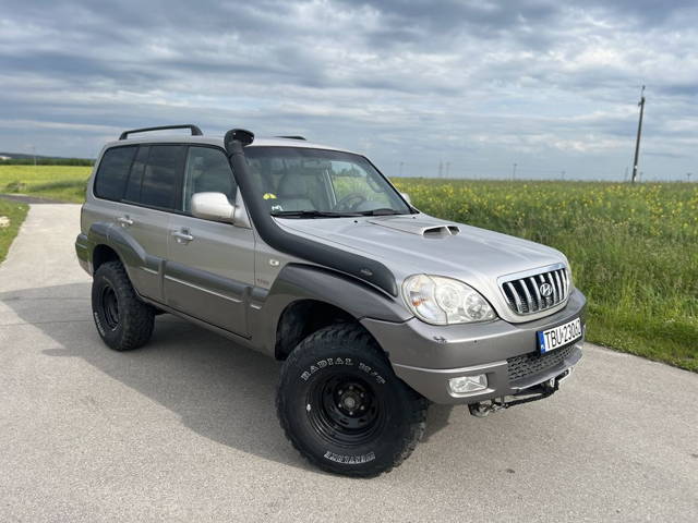 Hyundai TERRACAN OFFROAD*Lift*wyciągarka*MT32”*zdrowa rama