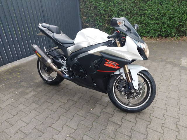 Suzuki GSX-R 1000 L0 niski przebieg!!!