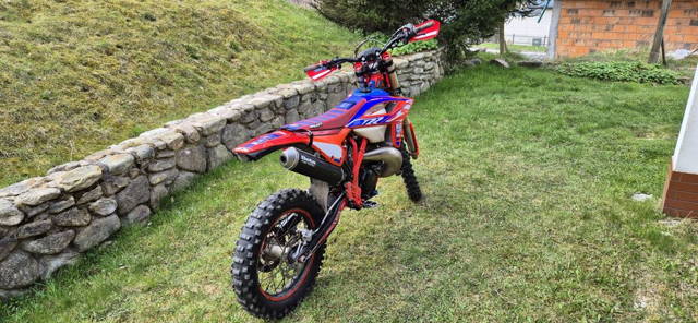 Beta RR 300 Factory 2021 rok