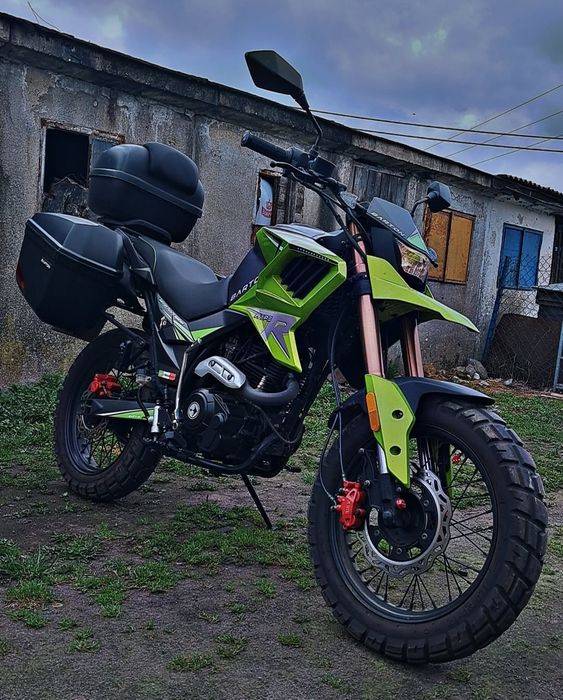 Barton Hyper 125