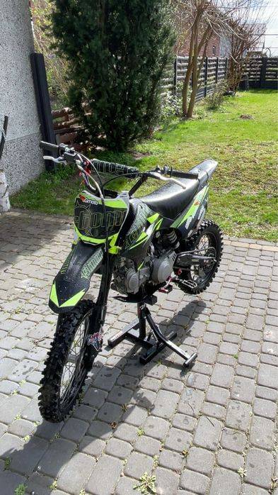 Stomp 140 z3 (MRF,KAYO)
