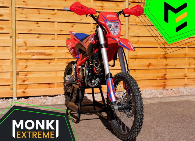 Cross ASIX XB68 125 GRATIS Chłodnica oleju 140 Dostawa