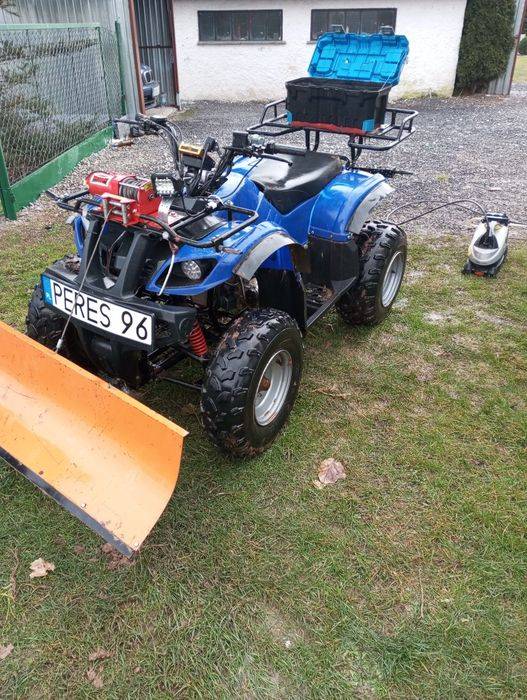 Quad hummer 200 z pługiem wciągarka i hakiem