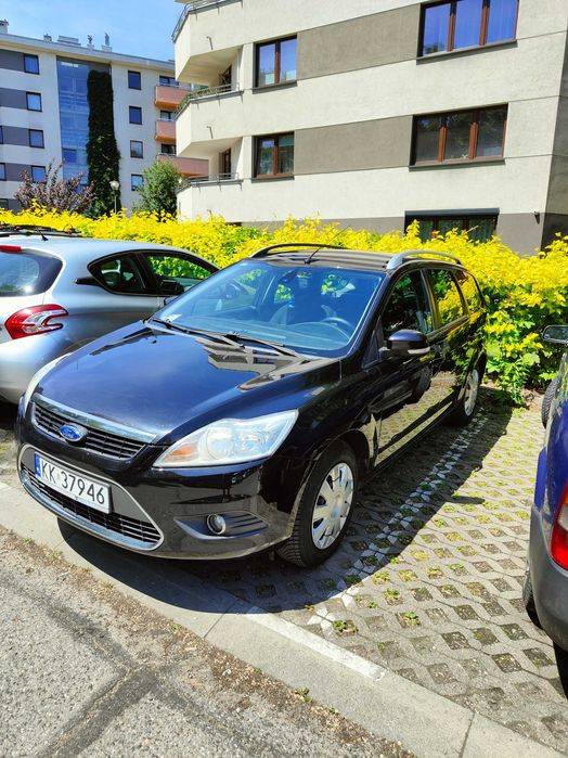 Ford Focus kombi 1.6 benzyna + gaz stag4+ (doinwestowany), nowe opony.