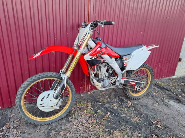 Honda crf 250  05r
