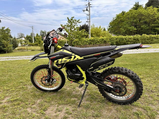 Cross Asix Lizard 300