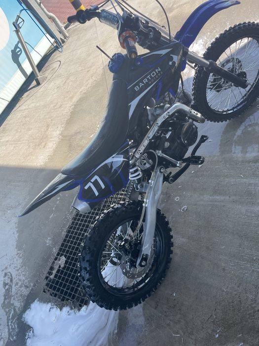 sprzedam crossa barton 125