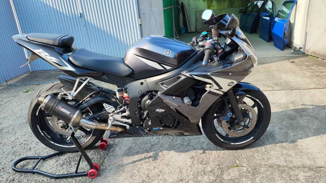 Yamaha R6 RJ09 2005