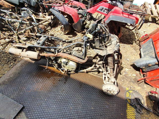 Piasta Honda TRX 300 Silnik honda 350 wahacz dyfer Cylinder Wał stator
