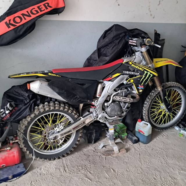 Sprzedam rmz450 rok 20014. MOŻLIWA ZAMIANA NA SKUTER WODNY